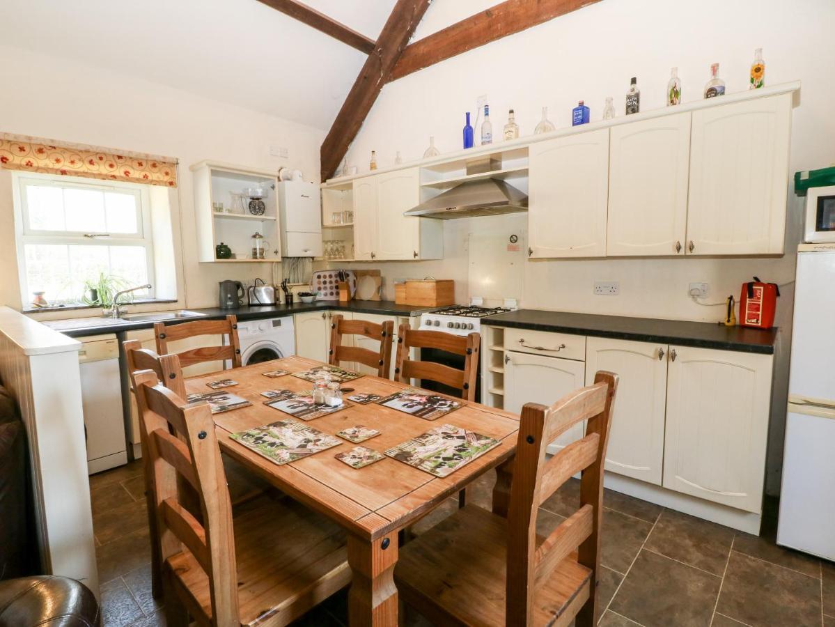 Bwthyn Y Dderwen Oak Cottage Llannor Buitenkant foto